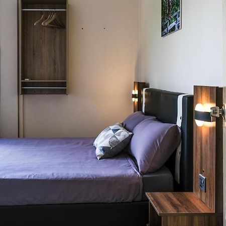 Step-In Lodge Kota Kinabalu Eksteriør bilde