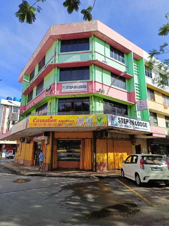 Step-In Lodge Kota Kinabalu Eksteriør bilde