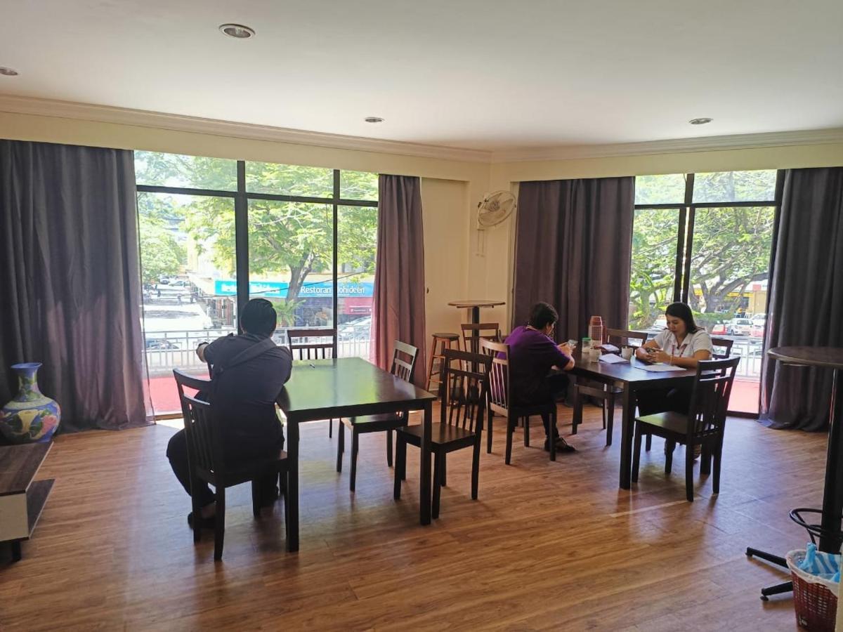 Step-In Lodge Kota Kinabalu Eksteriør bilde