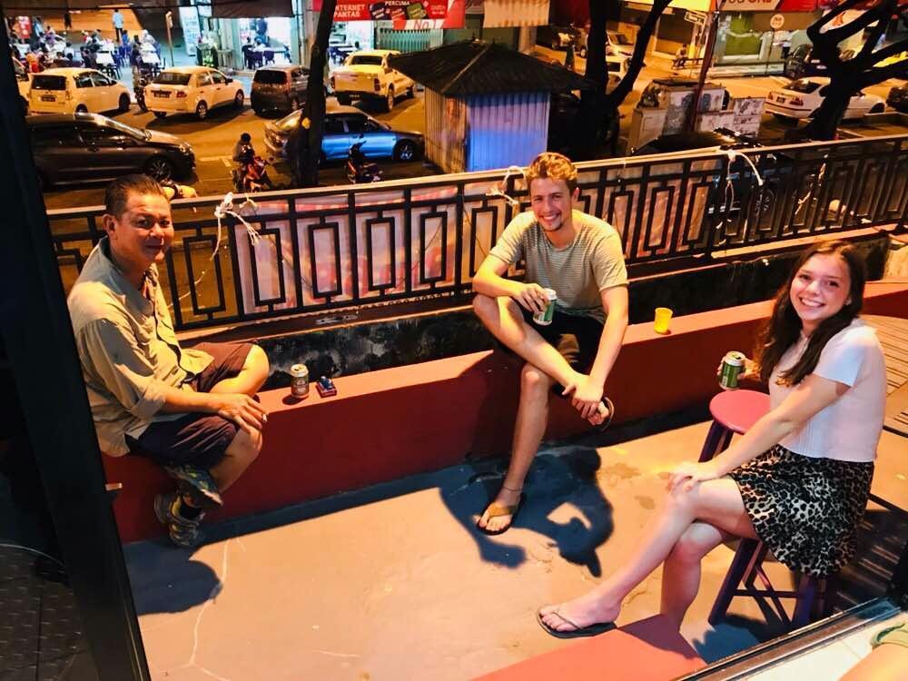 Step-In Lodge Kota Kinabalu Eksteriør bilde